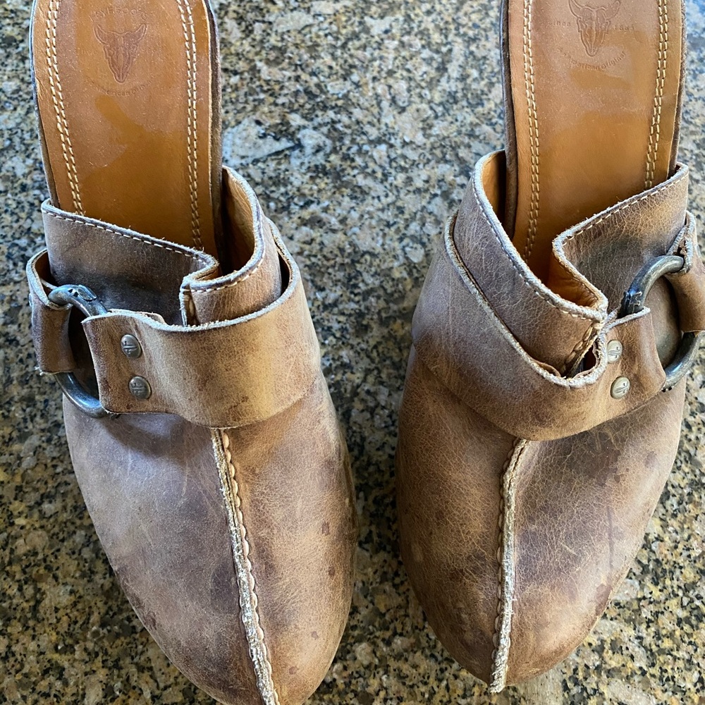 Frye heeed clogs - brown leather size 8.5